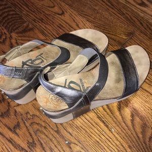 OTBT Gunmetal Wedges